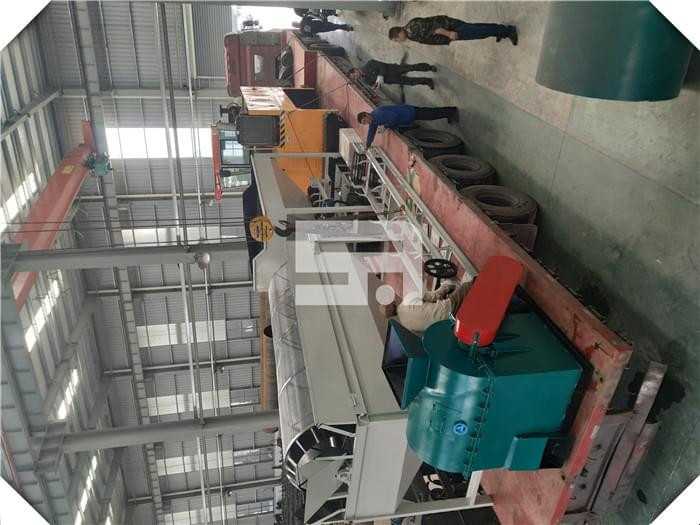 襄樊-有机肥设备厂家排名-对辊挤压造粒机