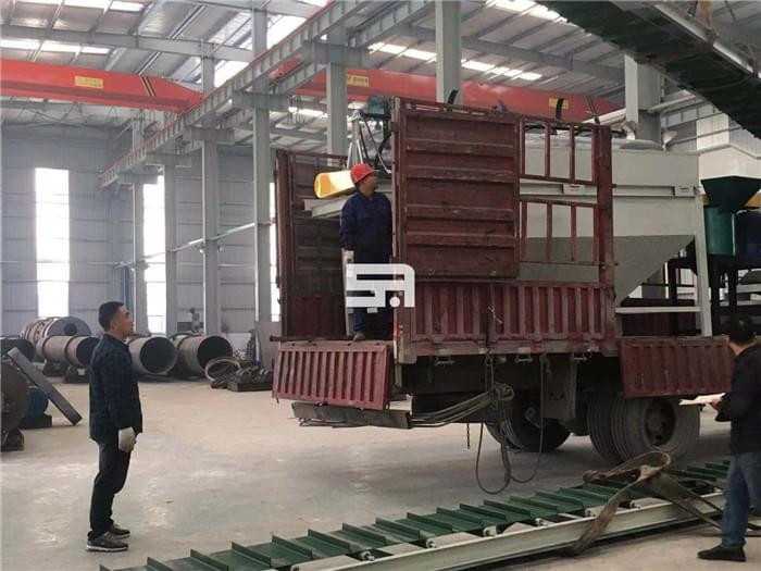 海东秸秆有机肥生产设备及技术变废为宝鸡粪该如何处理