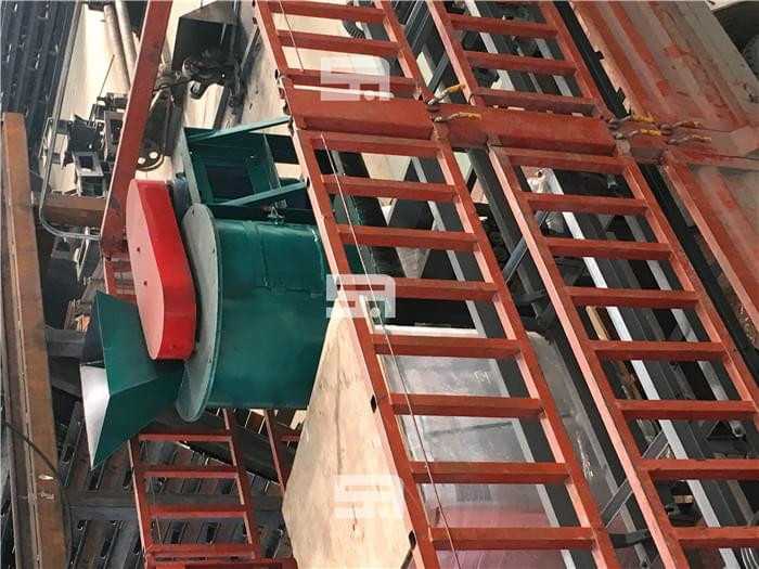 双级湿式粉碎机二铵出口或不是公司的“伤心”