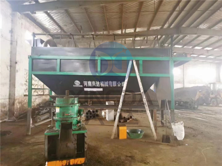 广东客户年产1万吨免烘干有机肥颗粒生产线 带料试机