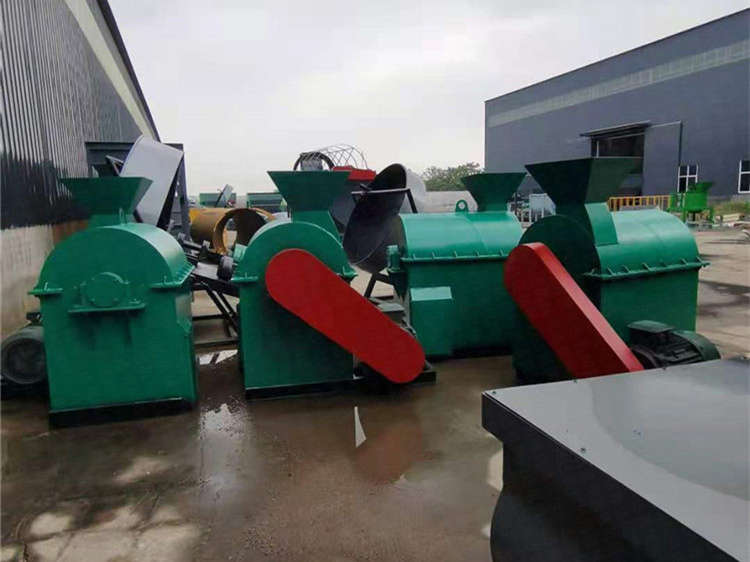 粉碎高湿、多纤维物料的粉碎设备，卧式粉碎机