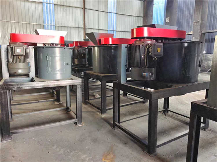 牛粪立式链式粉碎机，破碎均匀，运行平稳