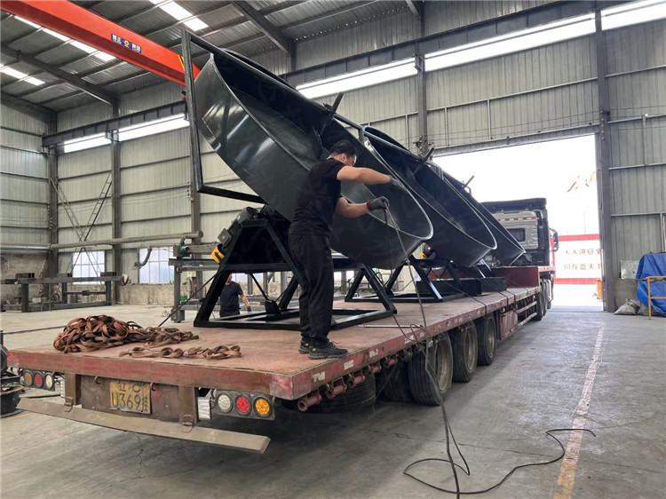 牡丹江客户3台3.2米有机肥圆盘造粒机发货现场