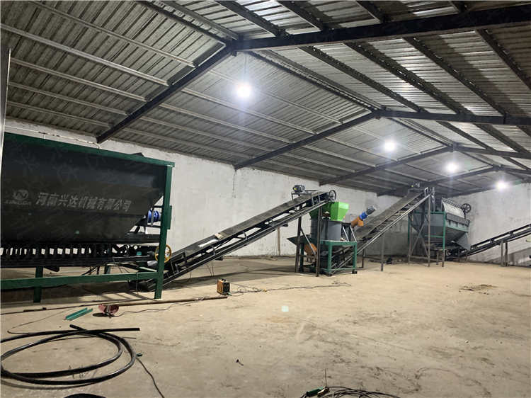 羊粪有机肥料的制作需要的整套生产线设备及工艺