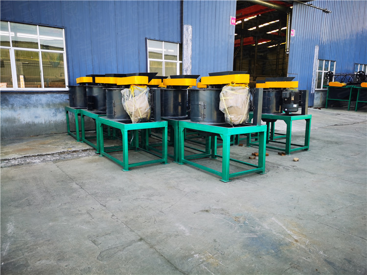 生产供应厂家畜禽粪便有机肥立式粉碎机，处理秸秆酒糟破碎机设备