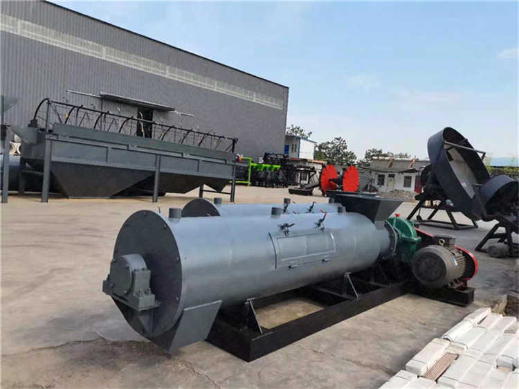 有机肥湿法造粒机设备，鸡牛羊猪粪转鼓搅齿造粒机颗粒设备