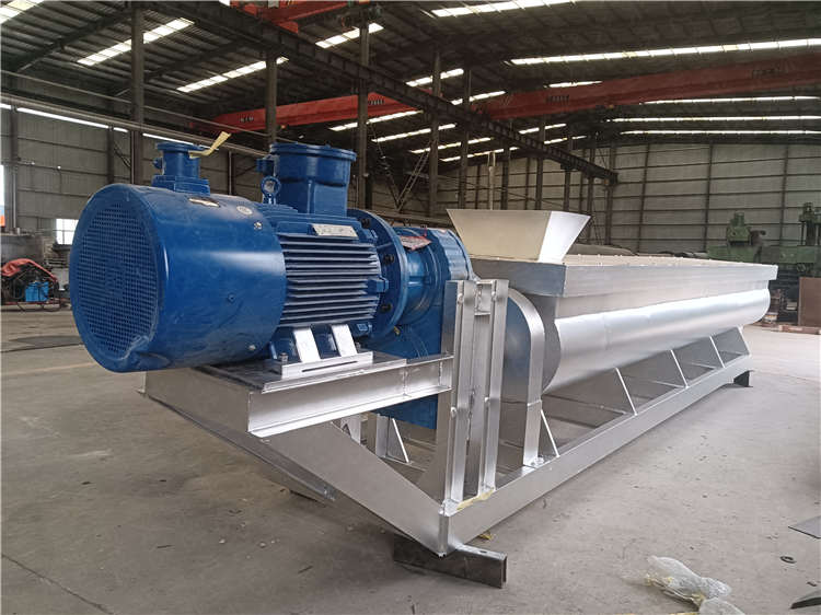 粪污有机肥生产设备，肥料双轴搅拌机，操作简单混合均匀