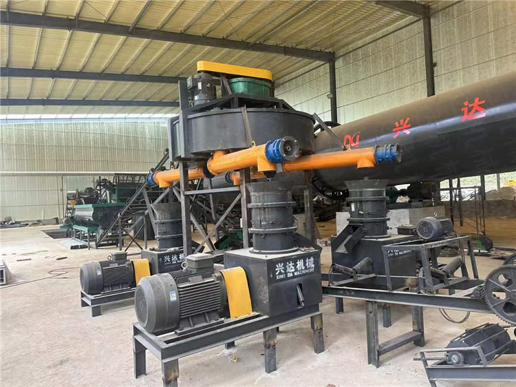 牛粪颗粒有机肥生产线平模挤压造粒机全套设备生产厂家