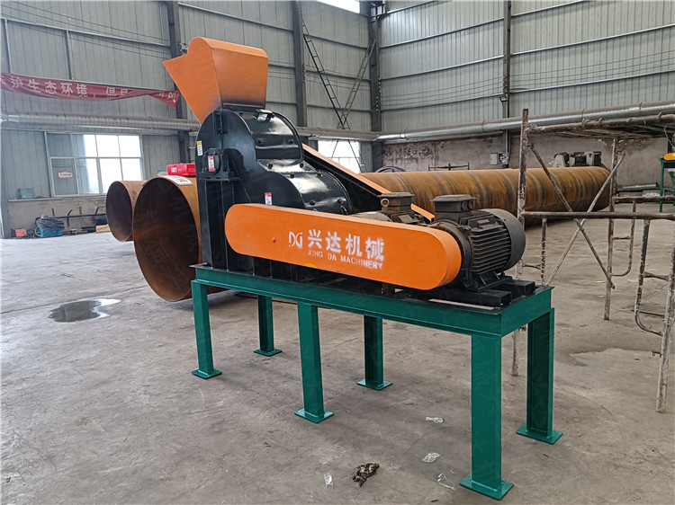 有机肥料加工设备，湿料无筛底双级粉碎机，中药渣打碎不堵机，鸡粪破碎设备