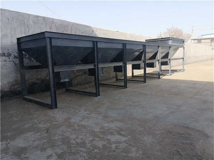 静态缓存料仓 猪粪有机肥造粒设备 有机肥生产输送设备 自动配料机