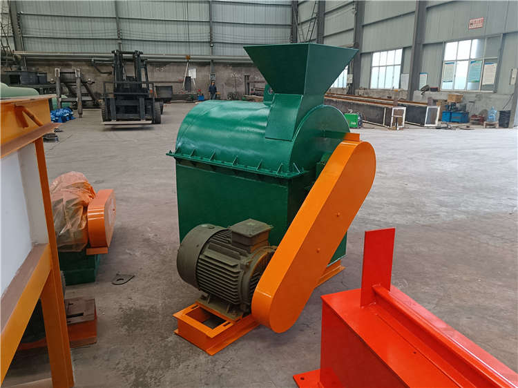 中小型有机肥生产线配套设备 卧式粉碎机 食用菌菇木破碎机
