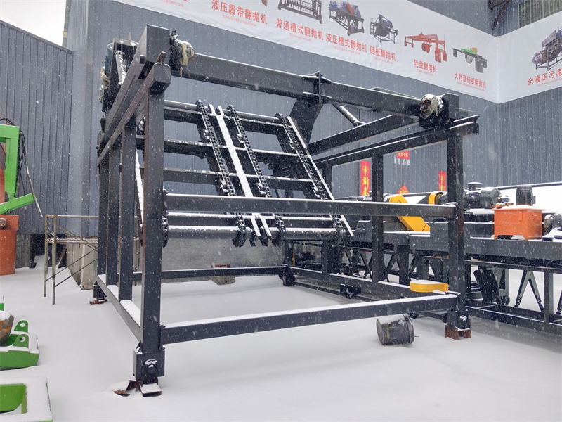 为临沂客户打造液压翻抛机的主要特点