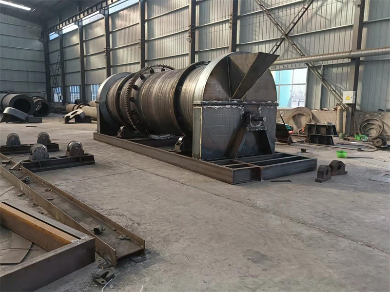 有机肥设备复混造粒机在整套生产线中的作用体现