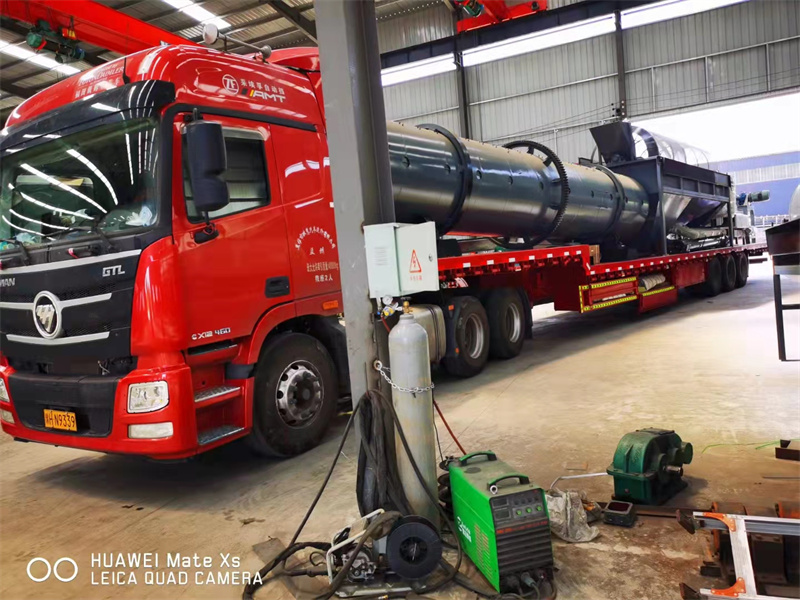 客户选购的有机肥烘干设备滚筒烘干机已装车