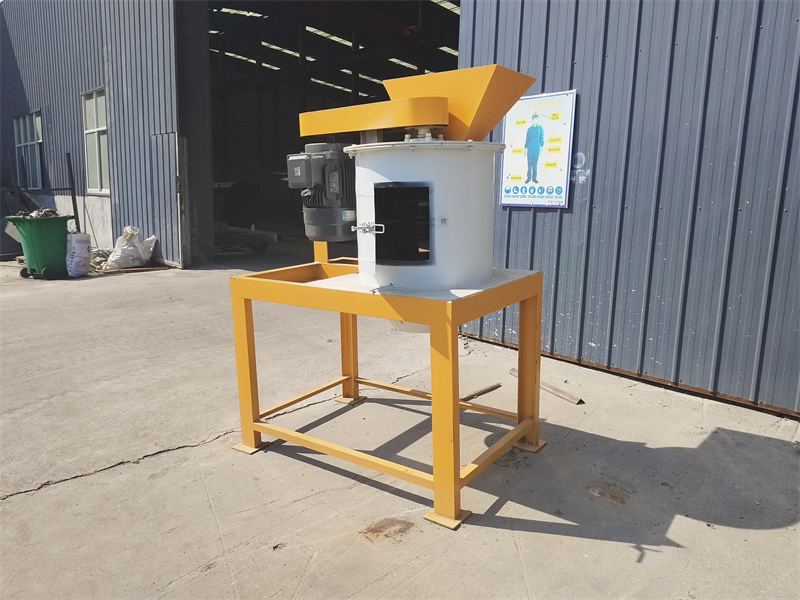 有机肥设备立式链式粉碎机对使用者的要求