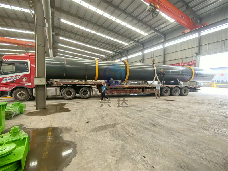 年产5万吨颗粒肥生产线部分设备出厂发货