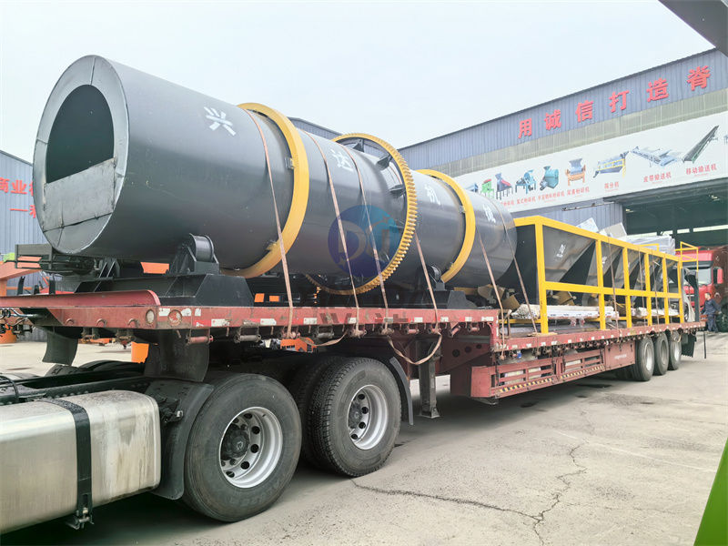 黄冈年产量5万吨有机肥生产线设备第一车准备完毕