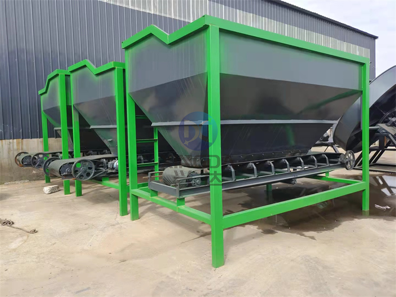 有机肥设备铲车料仓容量的设计对产量的影响