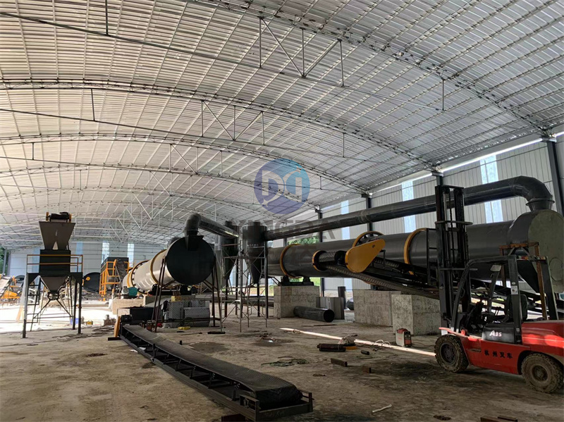 年产5万吨颗粒生产线设备安装现场