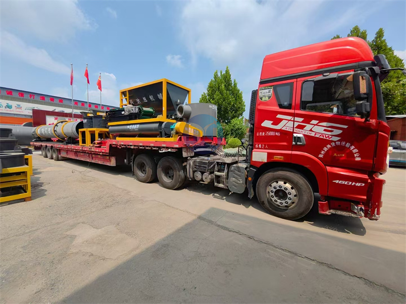 牛粪粉剂有机肥生产线设备发货现场