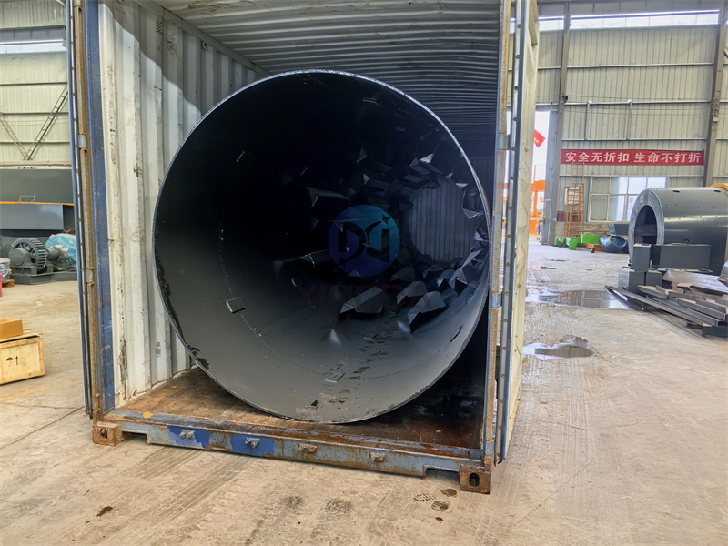 出口设备：有机肥烘干机正在车间进行装箱准备工作