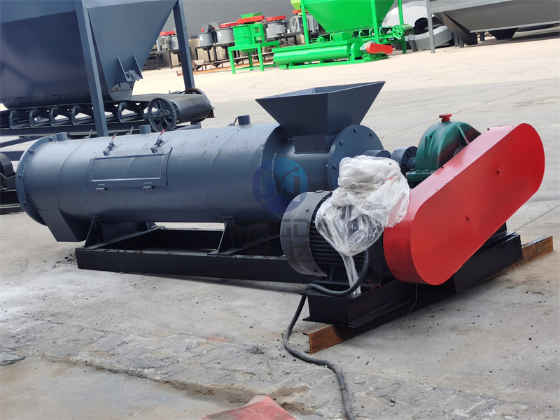 从二个方面详细讲解有机肥搅齿造粒机的搅拌原理