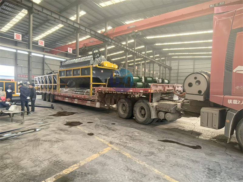 马上就要奔赴陕西客户现场的年产3万吨有机肥生产线设备已经出厂