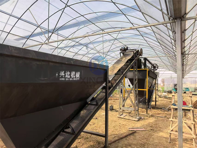 粉剂有机肥生产线设备安装现场