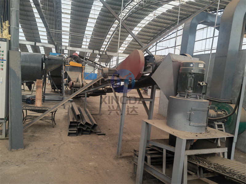 有机肥生产线中是如何将牛粪加工制作成牛粪有机肥料的