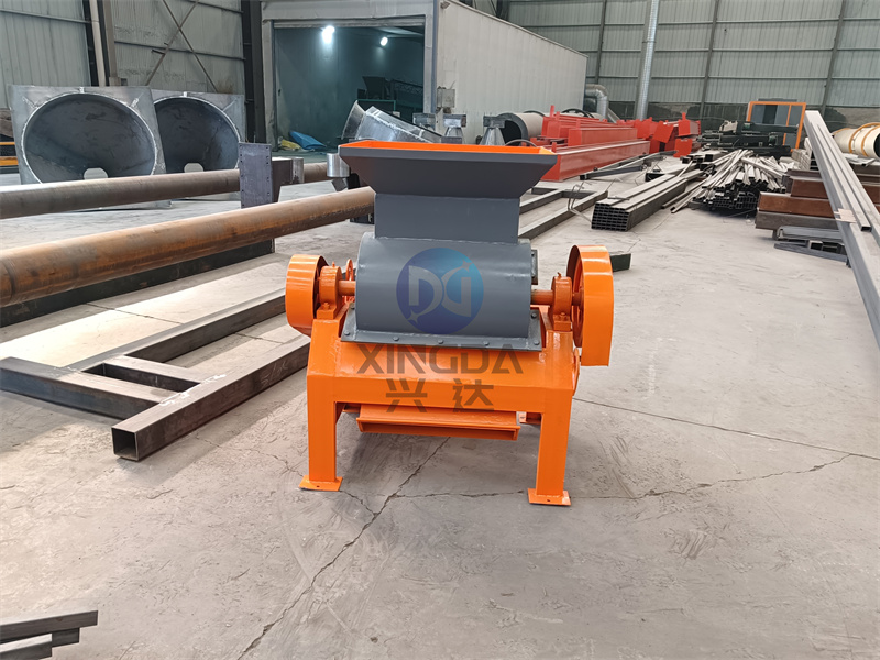 有机肥粉碎设备尿素粉碎机的独特设计之处