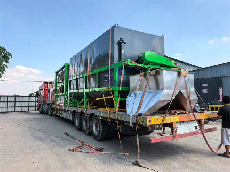 年产2万吨有机肥生产线第一车有机肥设备准备出厂发货了