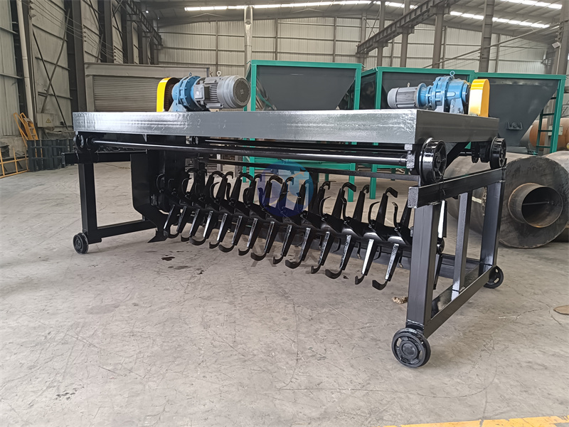 铜陵用户购买的有机肥槽式翻堆机的机体构成特点