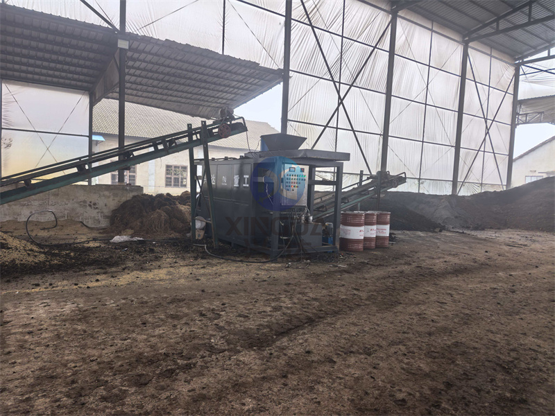 客户反馈有机肥设备运行工作图：有机肥设备卧式发酵罐的快速发酵效果展示