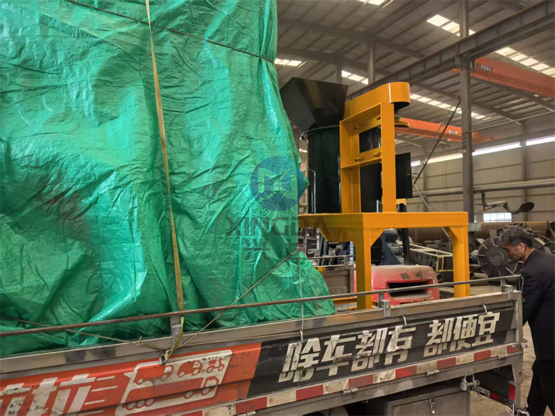 60式有机肥立式粉碎机发货现场