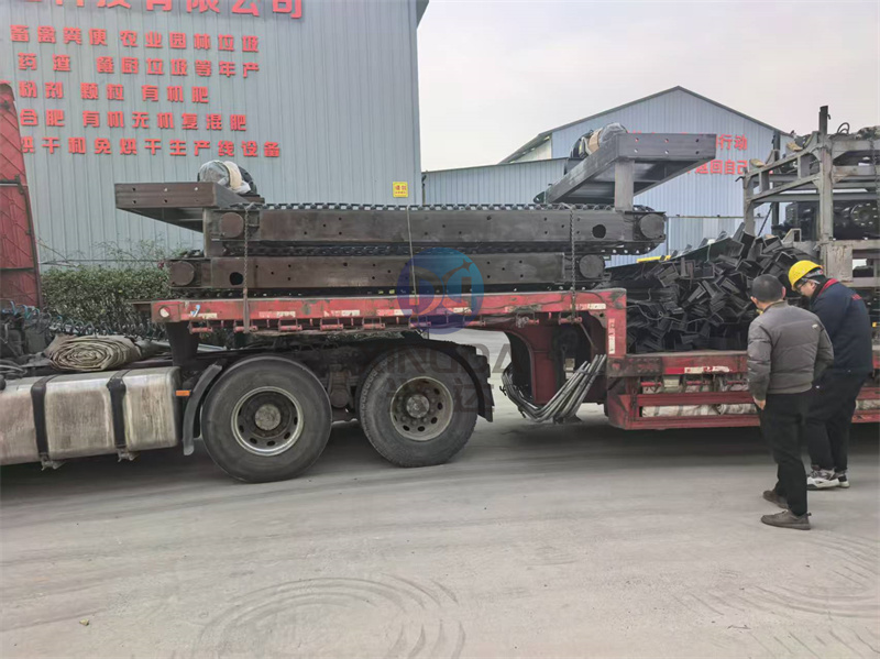 5米有机肥翻抛设备链板翻抛机发货现场