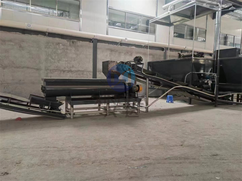 年产5万吨颗粒有机肥设备使用现场