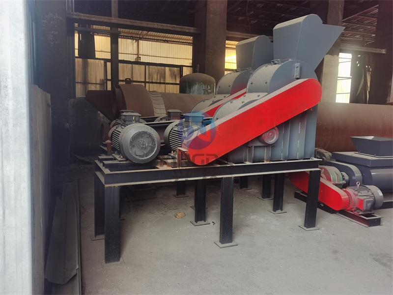 焦作有机肥物料粉碎设备双级粉碎机的运行原理