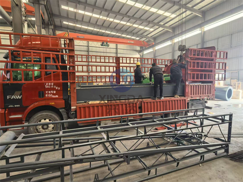 10米轮盘式翻抛设备发货现场