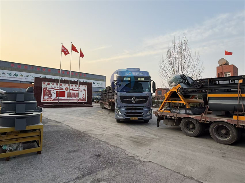 第四车：再发一车岳阳客户年产2万吨有机肥生产线设备