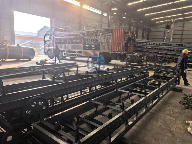 有机肥设备皮带输送机发货现场