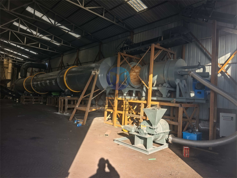 免烘干有机肥生产线安装现场