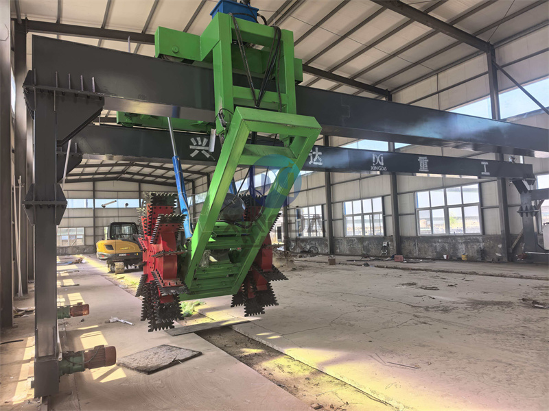 16米液压轮盘式翻抛设备安装现场